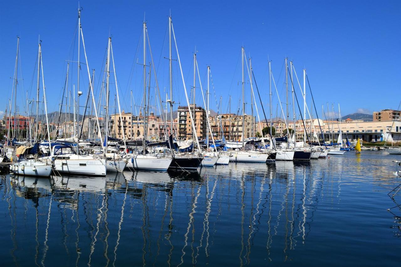 Via Zara Vandrarhem Palermo Exteriör bild