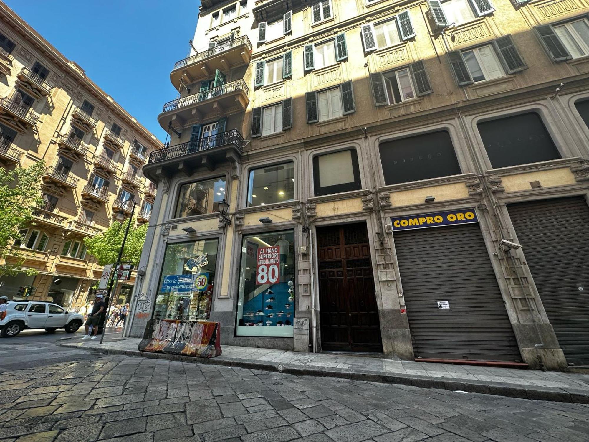 Via Zara Vandrarhem Palermo Exteriör bild