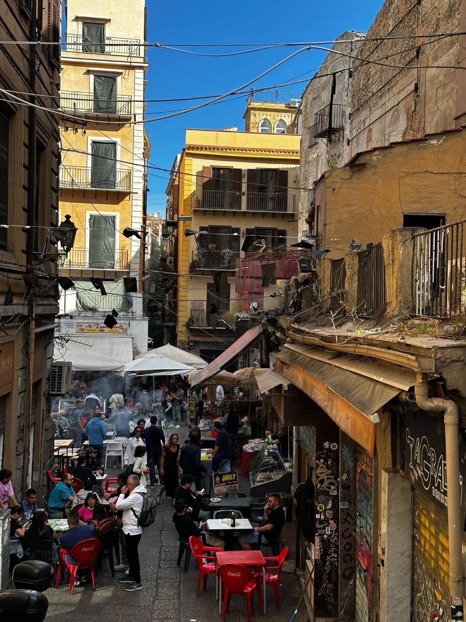Via Zara Vandrarhem Palermo Exteriör bild