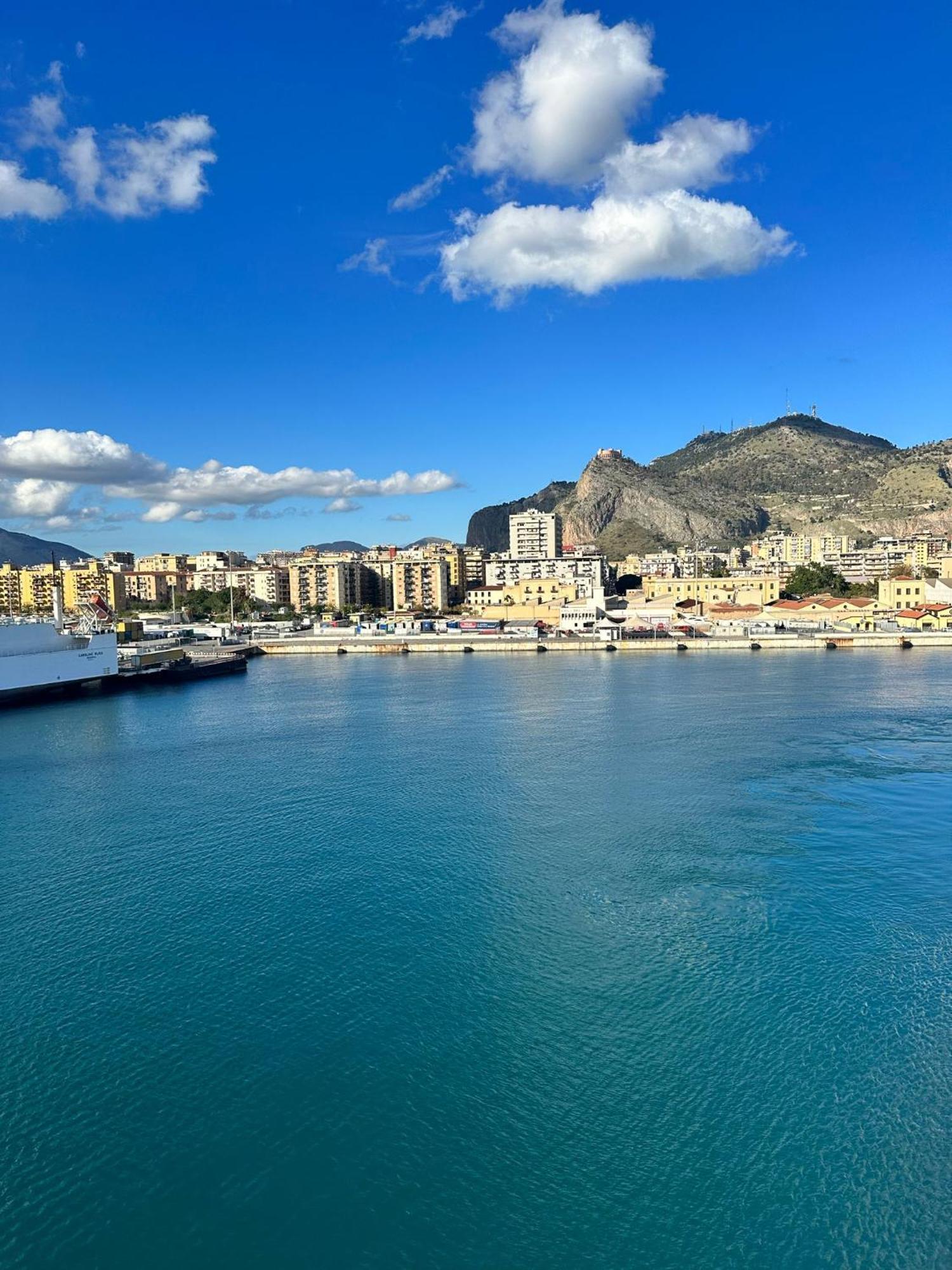 Via Zara Vandrarhem Palermo Exteriör bild